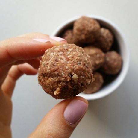 Casa De Sante Chocolate Energy Balls Recipe