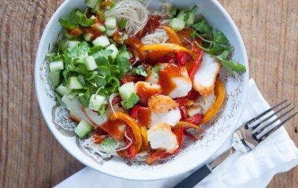 Low FODMAP Korean-Style Fish and Peppers with Rice Noodles Recipe