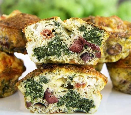 Low FODMAP Spinach & Olive Egg Muffin Recipe