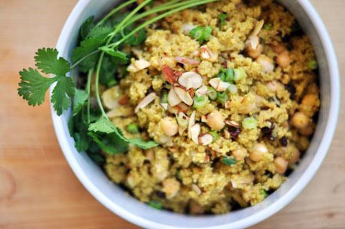 Low FODMAP Curried Vegetable Quinoa – Ovo-Vegetarian Recipe
