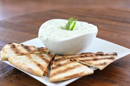 Low FODMAP GF Pita W/ Cucumber and Lemon Herb Tzatziki Recipe - casa de sante