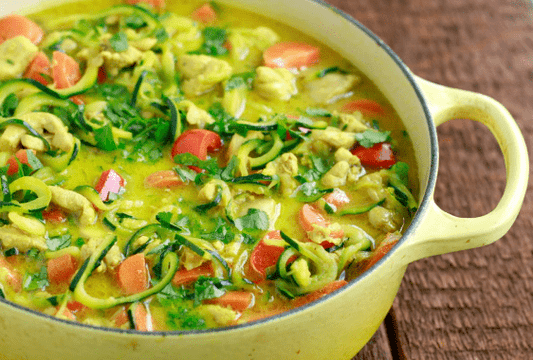 Low FODMAP One Pot Chicken Curry with Zucchini Noodles Recipe - casa de sante