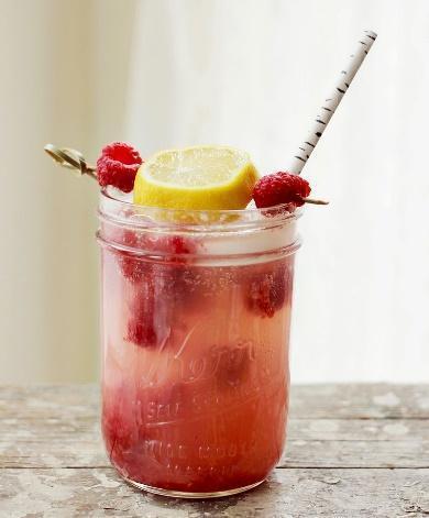 Low FODMAP Raspberry Lemonaid “Bellini” (Non-Alcoholic) Recipe - casa de sante