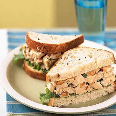 Low FODMAP Roasted Turkey Salad Sandwich Recipe - casa de sante