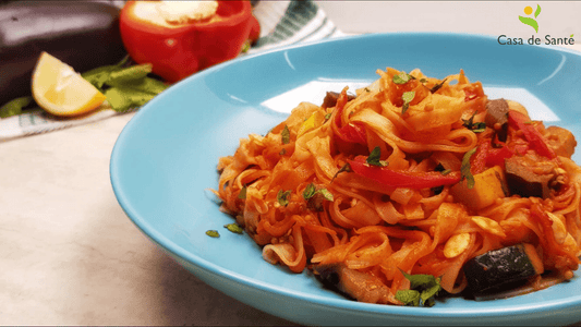 Low FODMAP Vegetable Pasta Stir Fry Recipe (Video) - casa de sante