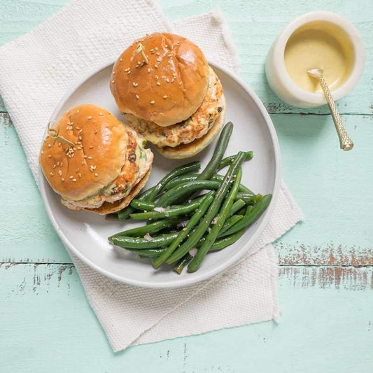 Seafood Bundle: Salmon Burgers with Haricots Verts - casa de sante